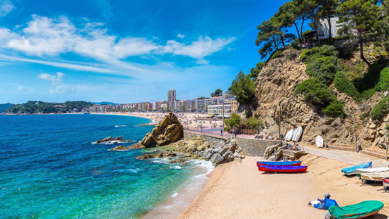 La plage de Lloret de Mar et sa baie